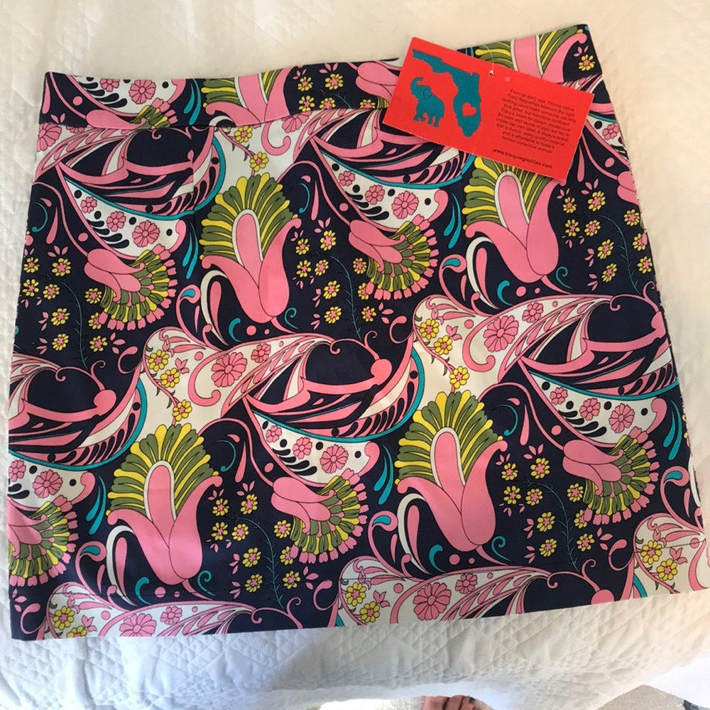 Tracy Negoshian sz 10 Sara Floral Skirt Short Designer Navy Pink